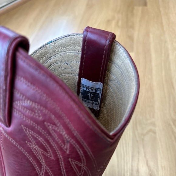 Frye Women's Billy Harness Western Boots in burgundy and brown leather - Picture 5 of 9